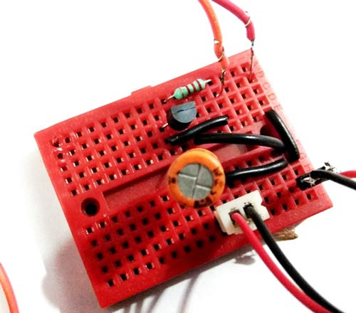 simple preamplifier circuit for mobile aux output