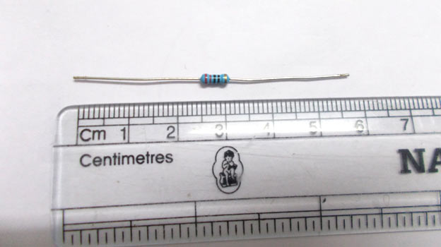 Through Hole Carbon Resistor