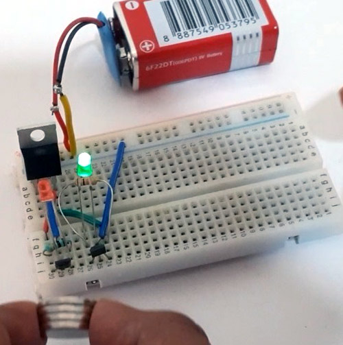 Magnetic Polarity Detector Working