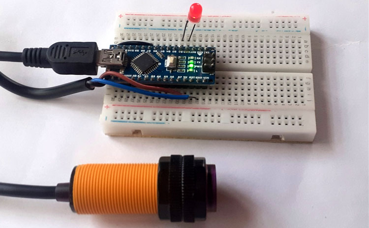 E18-D80NK Sensor with Arduino