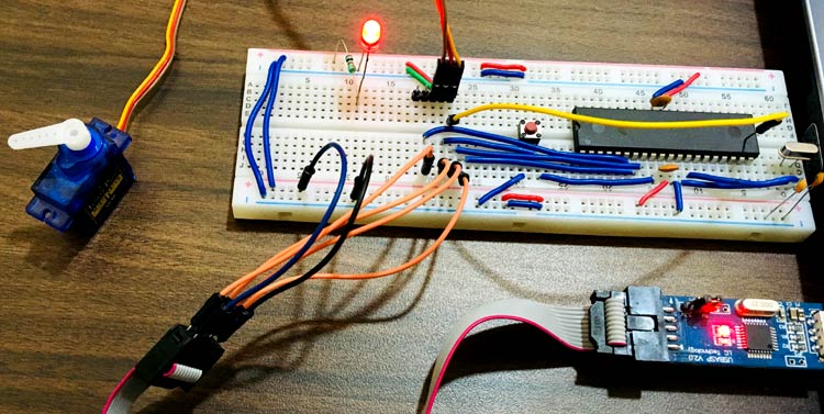 Interfacing Servo Motor with AVR Microcontroller Atmega16