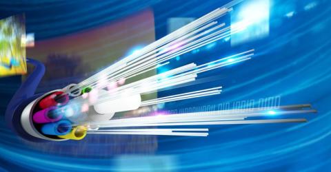 How Optical Fiber Communication works and why it is used in High Speed Communication